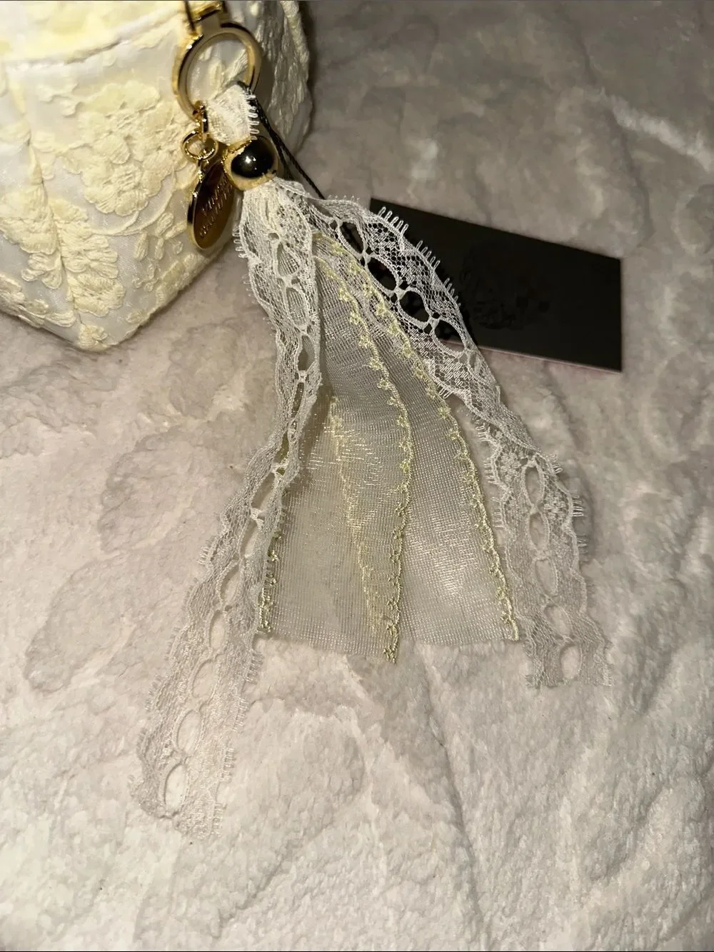 VC White Pastel Yellow Embroidered Floral Sheer Ribbon Gold Makeup Cosmetic Bag